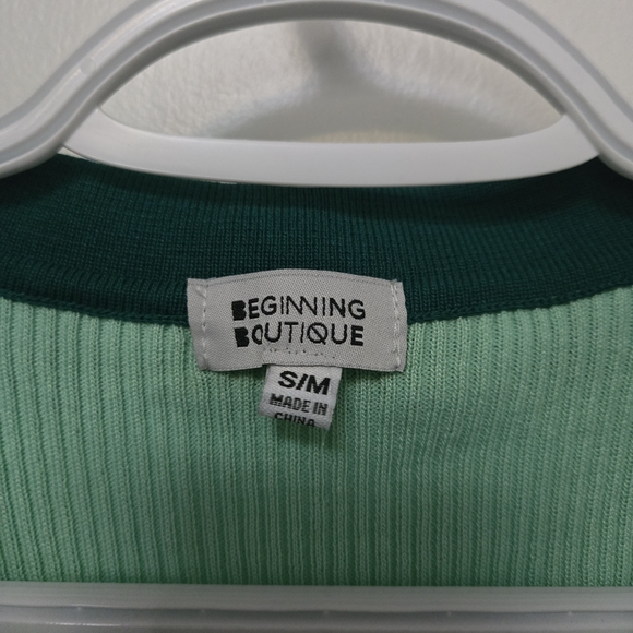 Beginning Boutique Mint and Dark Green Button Short Shirt Small - Picture 3 of 4